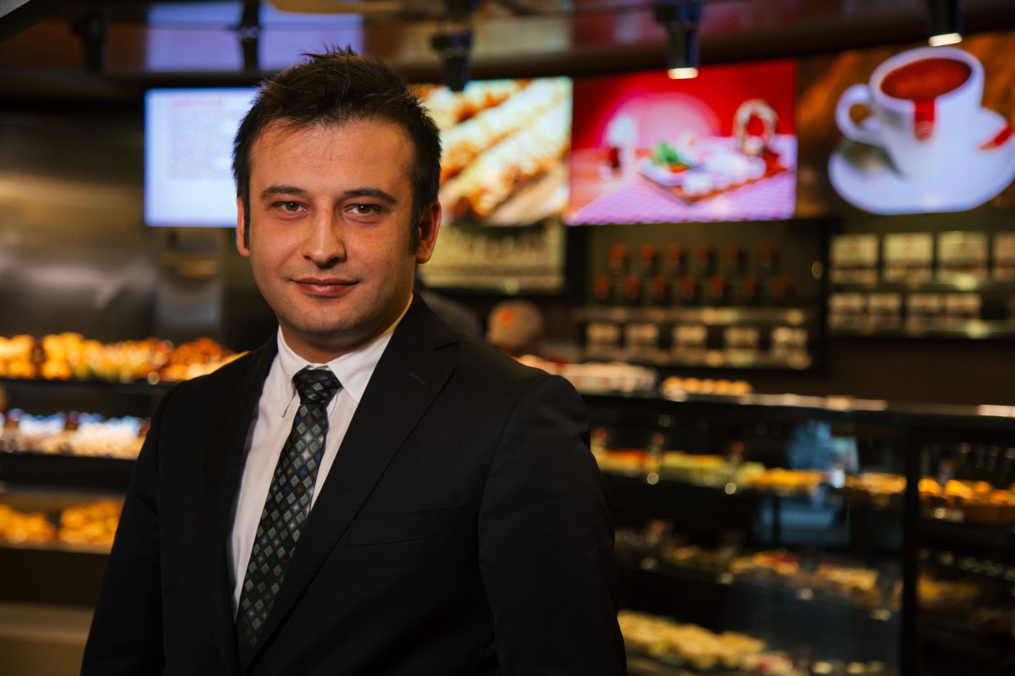 1496760690_KAD__R_TOPHAN___S__M__T_SARAYI