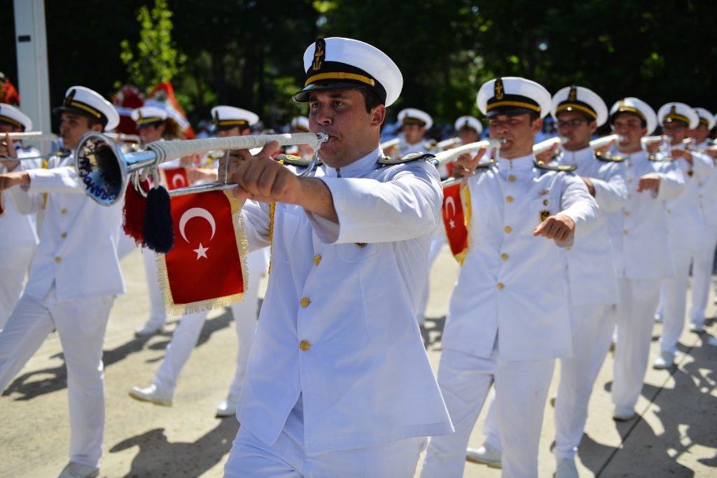 İTÜ Denizcilik Fakültesinde Mezuniyet Heyecanı