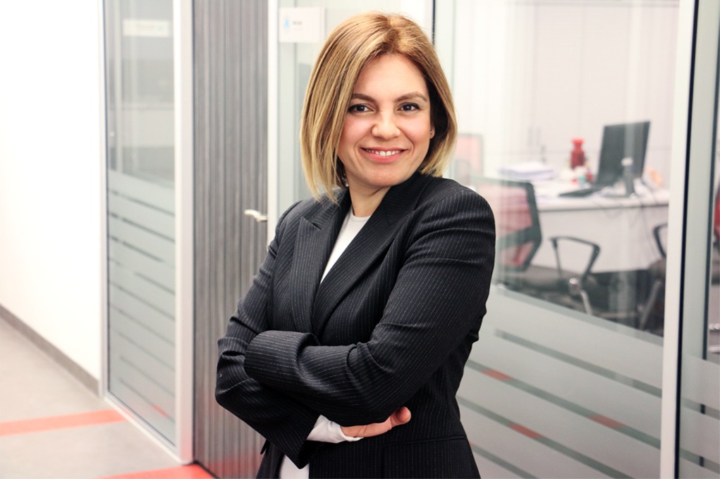 Puana göre tercih yapan kaybediyor! Ece Tözeniş