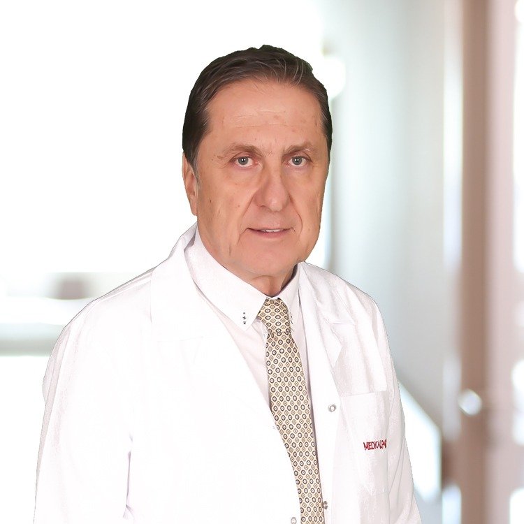 1503061194_Prof.Dr.Z__ya_MOCAN Medical Park Fatih Hastanesi İç Hastalıkları Uzmanı Prof. Dr. Ziya Mocan