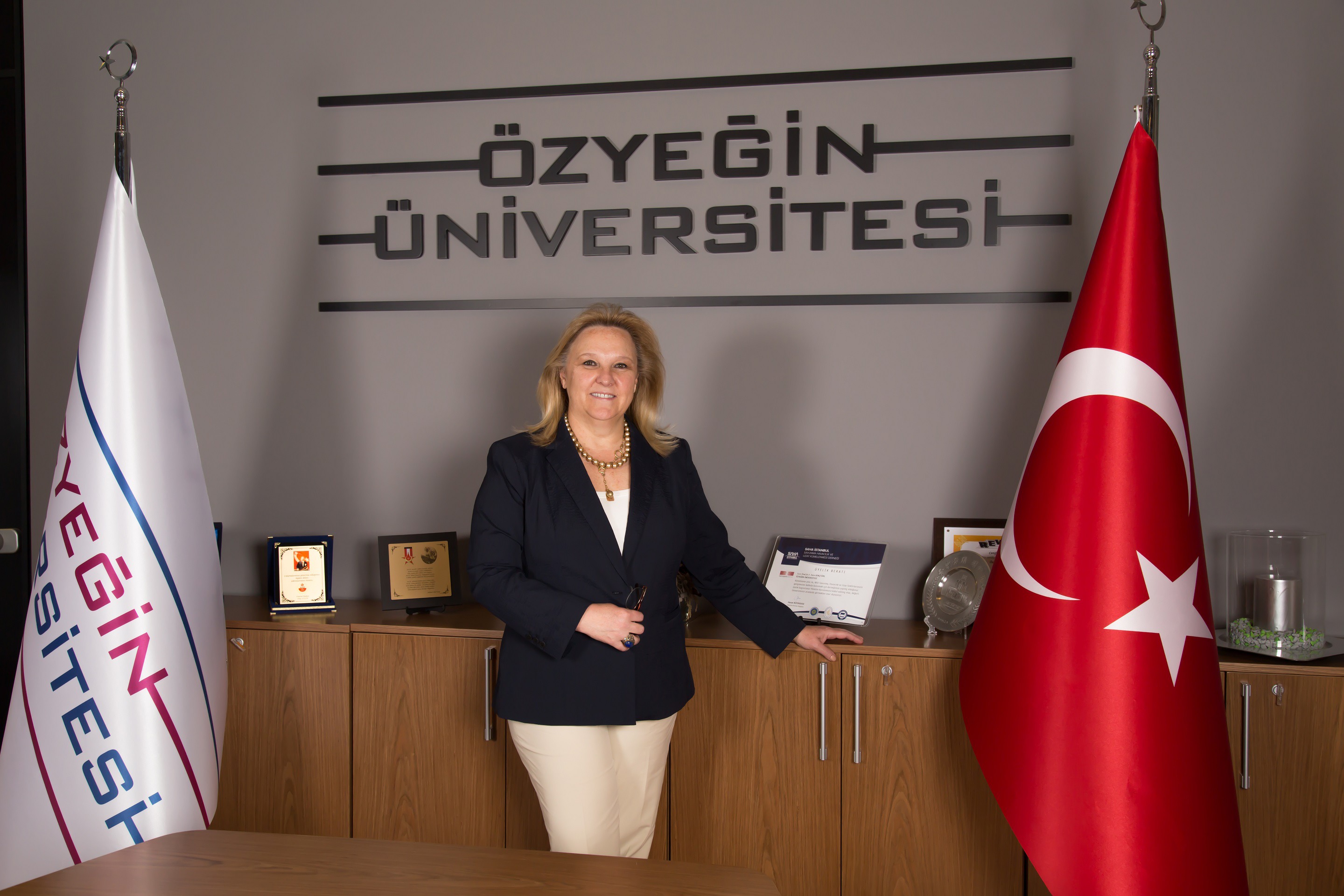 1505487796_Prof._Dr._Esra_Gen__t__rk_1_d Prof. Dr. Esra Gençtürk