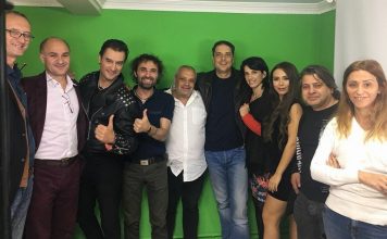 Seyircileri ekrana kilitleyecek dizi programı ‘Gülme Zamanı’ adlı ilk bölümü ile yakında ekranlarda Ozan Dostugür - Taner Adıgüzel - Tayfun Duygulu - Tanyolaç Türkben - Turgut Geleç - Beyza Şengün - Soner Başer - Zeynep Aydın