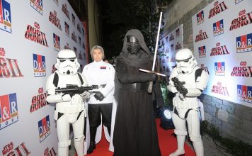 Star Wars hayranları, D&R’larda artırılmış gerçeklikle GücüBul’du Star Wars Güç Günü
