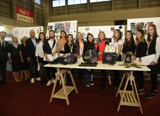 Okan Moda Tasarımı öğrencileri ödüllerini Arzu Kaprol’den aldı Okan Üniversitesi Open Fashion Studio etkinliği