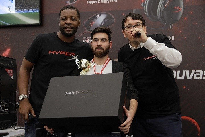 1508753695_HyperX_1 Pascal Nouma