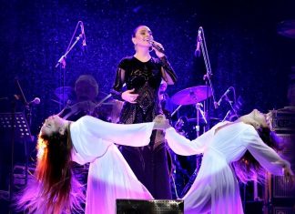 YAVRU VATAN’DA EBRU GÜNDEŞ RÜZGARI ESTİ