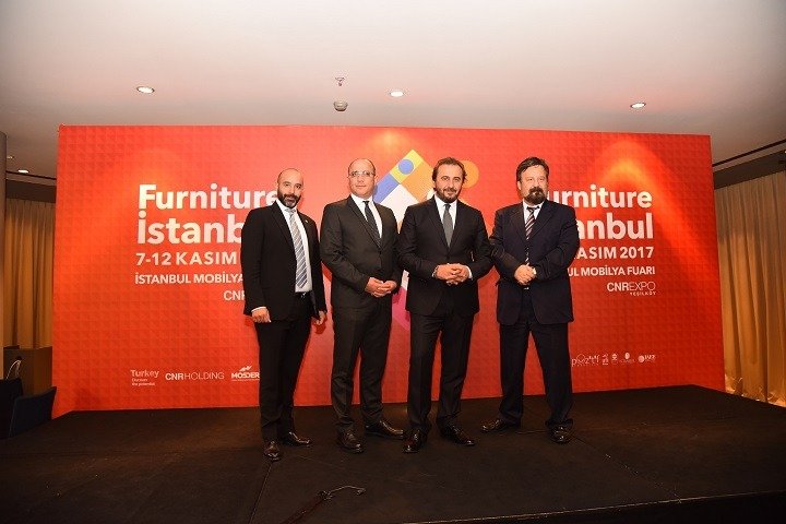 İstanbul Mobilya Fuarı’ndan, sektöre 900 milyon dolarlık iş hacmi Fatih Kıral Mobilya Yönetim Kurulu Üyesi Onur Kıral, Laressa-Ankara Yatak & Kapitone Sanayi ve Ticaret A.Ş Yönetim Kurulu Başkanı Bülent Bayram, MOSDER Başkanı Nuri Öztaşkın, CNR Holding Genel Koordinatörü Cem Şenel