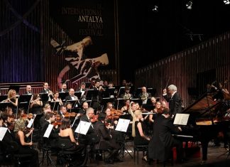 ÜNLÜ BESTECİ STEPHANE BLET’İN ESERLERİ 18. ULUSLARARASI ANTALYA PİYANO FESTİVALİ’NDE İZLEYİCİYLE BULUŞTU 18. ULUSLARARASI ANTALYA PİYANO FESTİVALİ