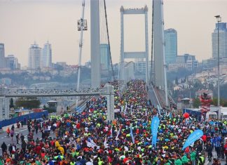 VODAFONE 39. İSTANBUL MARATONU YÜZ BİNLERİN KATILIMIYLA GERÇEKLEŞTİ VODAFONE 39. İSTANBUL MARATONU