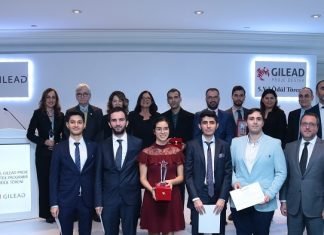 5. GILEAD PROJE DESTEK ÖDÜLLERİ SAHİPLERİNİ BULDU 5. GILEAD PROJE DESTEK PROGRAMI ÖDÜLLERİ TOPLU FOTOĞRAF