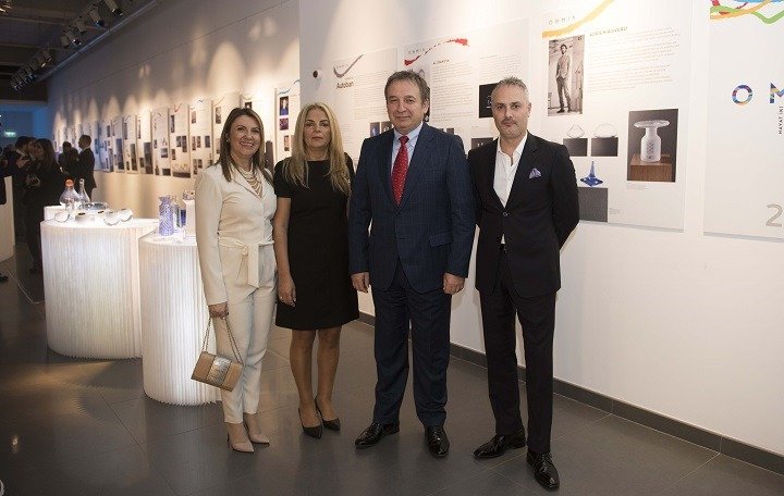 PAŞABAHÇE MAĞAZALARI SUYUN CAMLA ŞEKİLLENDİĞİ “OMNİA SU” KOLEKSİYONU’NU TANITTI Esra_Tokel_Songul_Kirman_Prof.Dr.Ahmet_K__rman_Cemil_Tokel