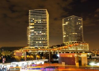 ZORLU GRUBU’NDAN “KADIN VE KIZ ÇOCUKLARINA ŞİDDETE KARŞI” TURUNCU DESTEK!