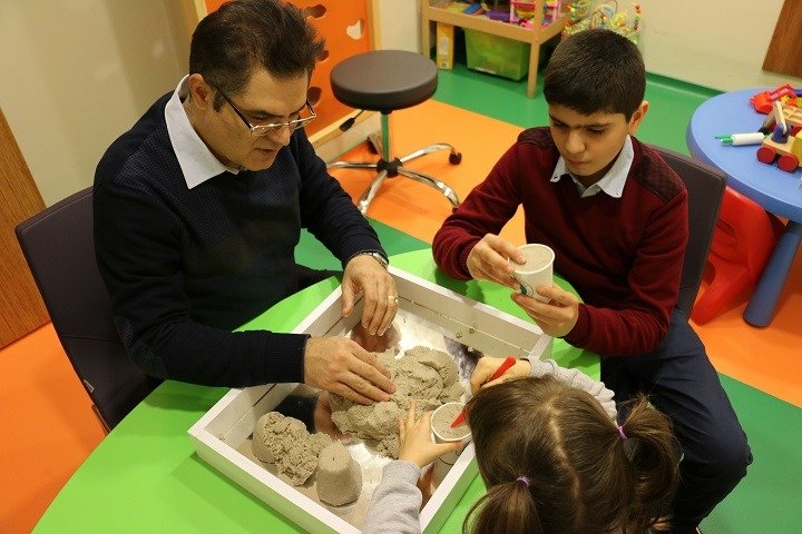 Duyu bütünleme terapisi ile engeller aşılıyor! NPI Etiler Poliklinik