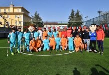 MAÇI ENGEL TANIMAYANLAR KAZANDI Üsküdar Belediyesi engele tanımayanlar sahada