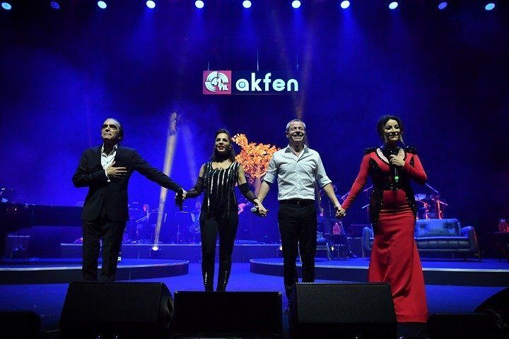 Akfen Holding 41. yıl kutlaması Fahir Atakoğlu - Sertap Erener - Levent Yüksel - Aşkın Nuryengi